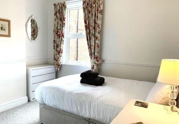 Jackson Landing - Spacious House With Central Location Filey Bagian luar foto