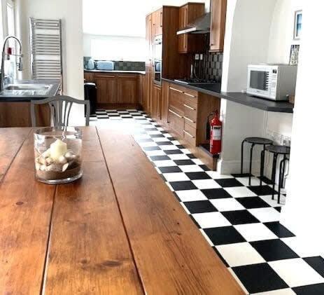 Jackson Landing - Spacious House With Central Location Filey Bagian luar foto